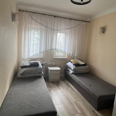 Wiktoria Hostel Brok Luaran gambar